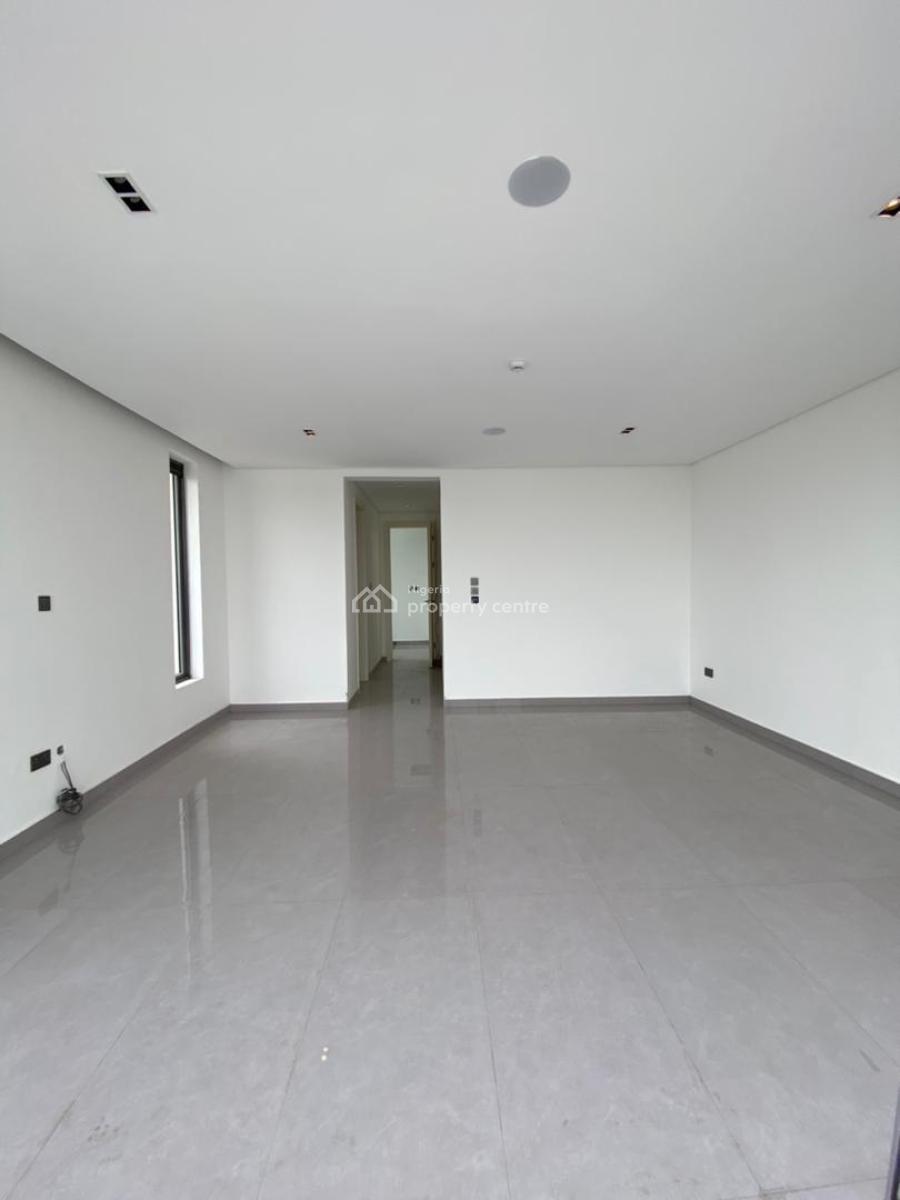 Exquisite 5 Bedroom Semi-detached Duplex with a Private Garden, Cowrie Creek Estate, Ikate, Lekki, Lagos, Semi-detached Duplex for Sale