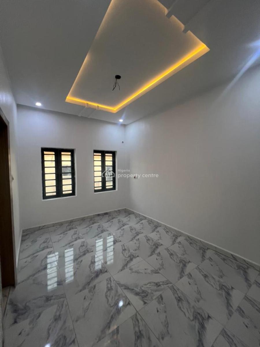 Self Serviced  Luxury Bedroom Semi  Duplex with a Bq, Abraham Adesanya, Ajah, Lagos, Semi-detached Duplex for Sale