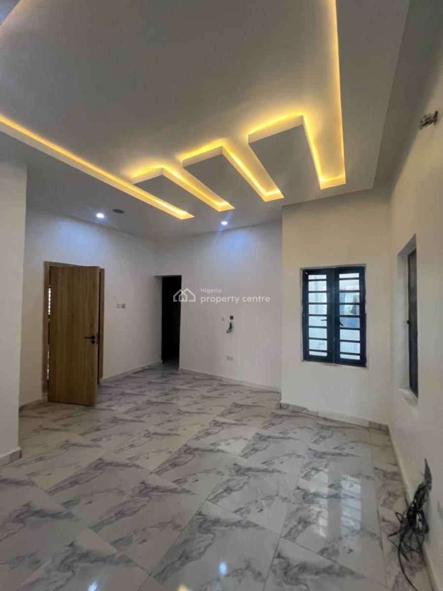 Self Serviced  Luxury Bedroom Semi  Duplex with a Bq, Abraham Adesanya, Ajah, Lagos, Semi-detached Duplex for Sale