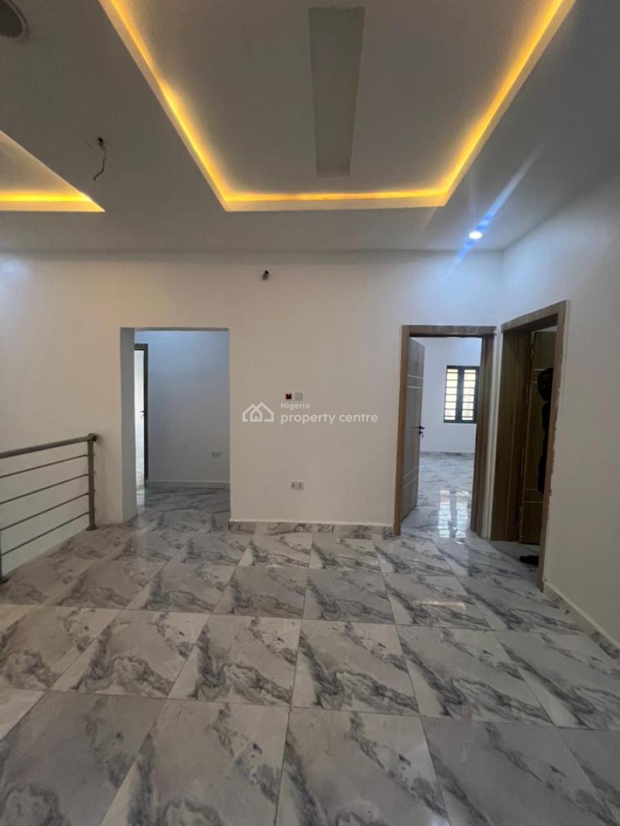 Self Serviced  Luxury Bedroom Semi  Duplex with a Bq, Abraham Adesanya, Ajah, Lagos, Semi-detached Duplex for Sale