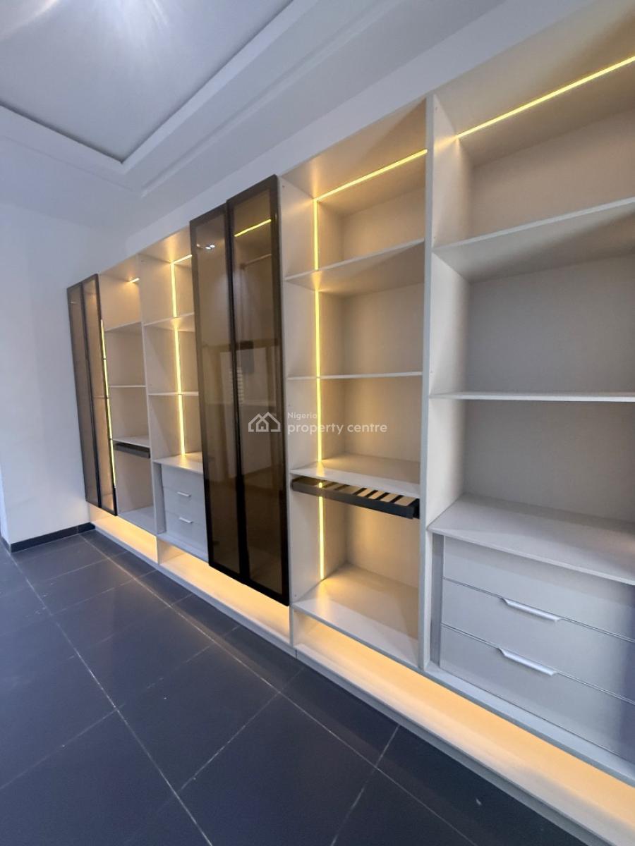 Exquisite 5br Detached Villa with Full Facilities in a Secure Estate, Old Ikoyi, Ikoyi, Lagos, Detached Duplex for Sale