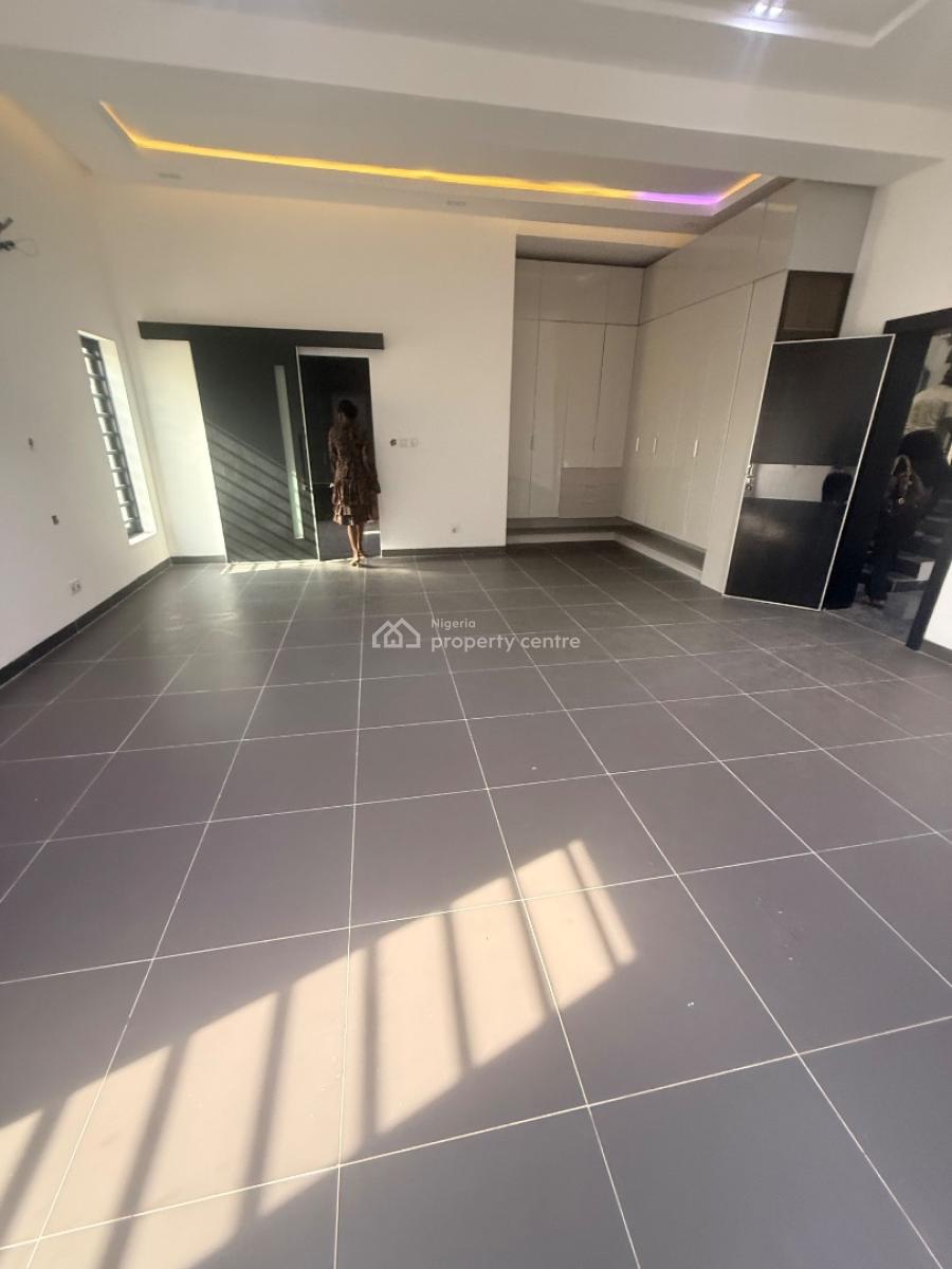 Exquisite 5br Detached Villa with Full Facilities in a Secure Estate, Old Ikoyi, Ikoyi, Lagos, Detached Duplex for Sale