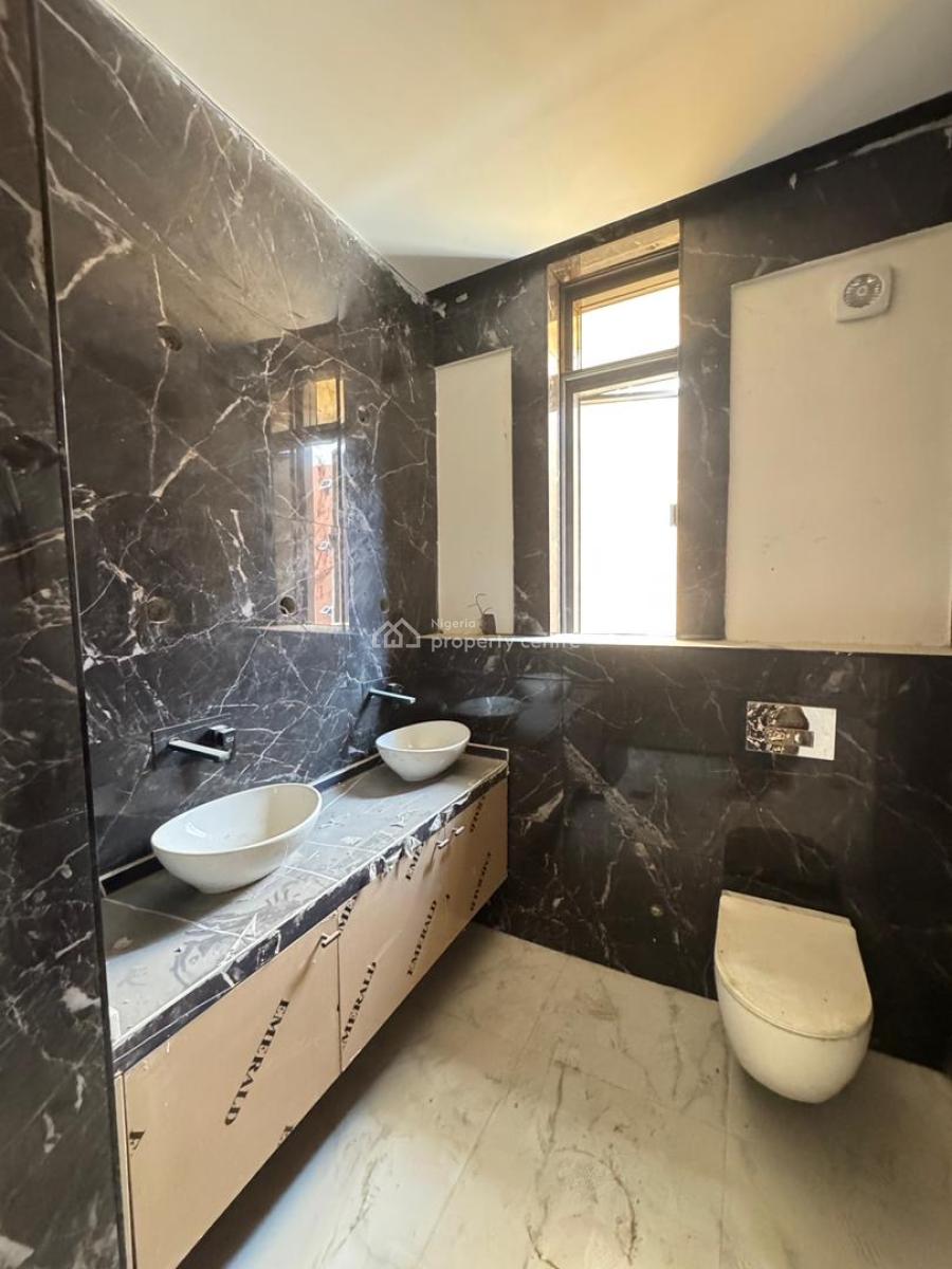 Explore This 3 Bedroom Apartment with Balcony, Lekki Phase 1, Lekki, Lagos, Block of Flats for Sale