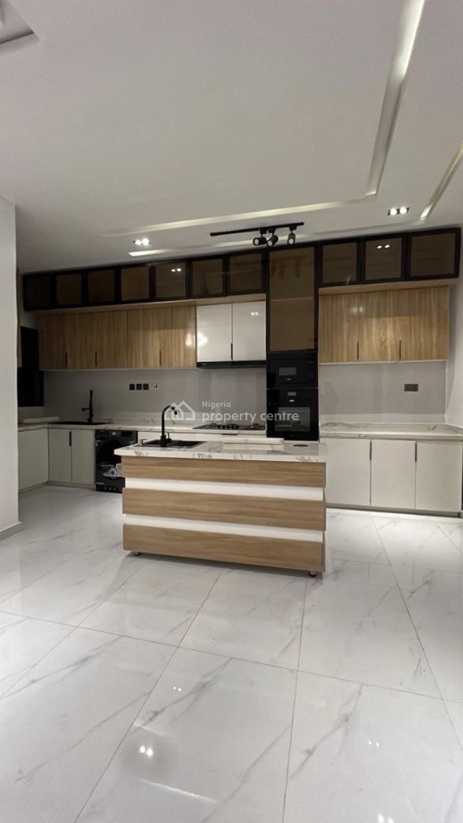 Smart and Structured 2 Bedrooms Apartment with Fitted Acs, Spar Road Ikate, Lekki, Lagos, Flat / Apartment for Sale