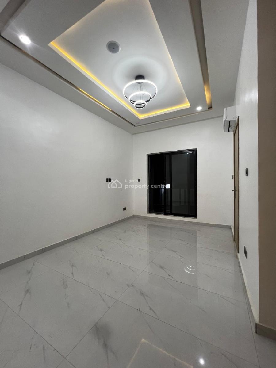 Smart and Structured 2 Bedrooms Apartment with Fitted Acs, Spar Road Ikate, Lekki, Lagos, Flat / Apartment for Sale