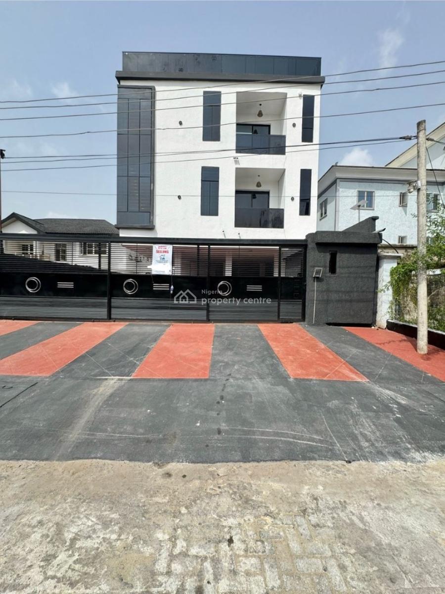 Classy 3 Bedroom Apartment Fully Fitted, Lekki Phase 1, Lekki, Lagos, Flat / Apartment for Sale