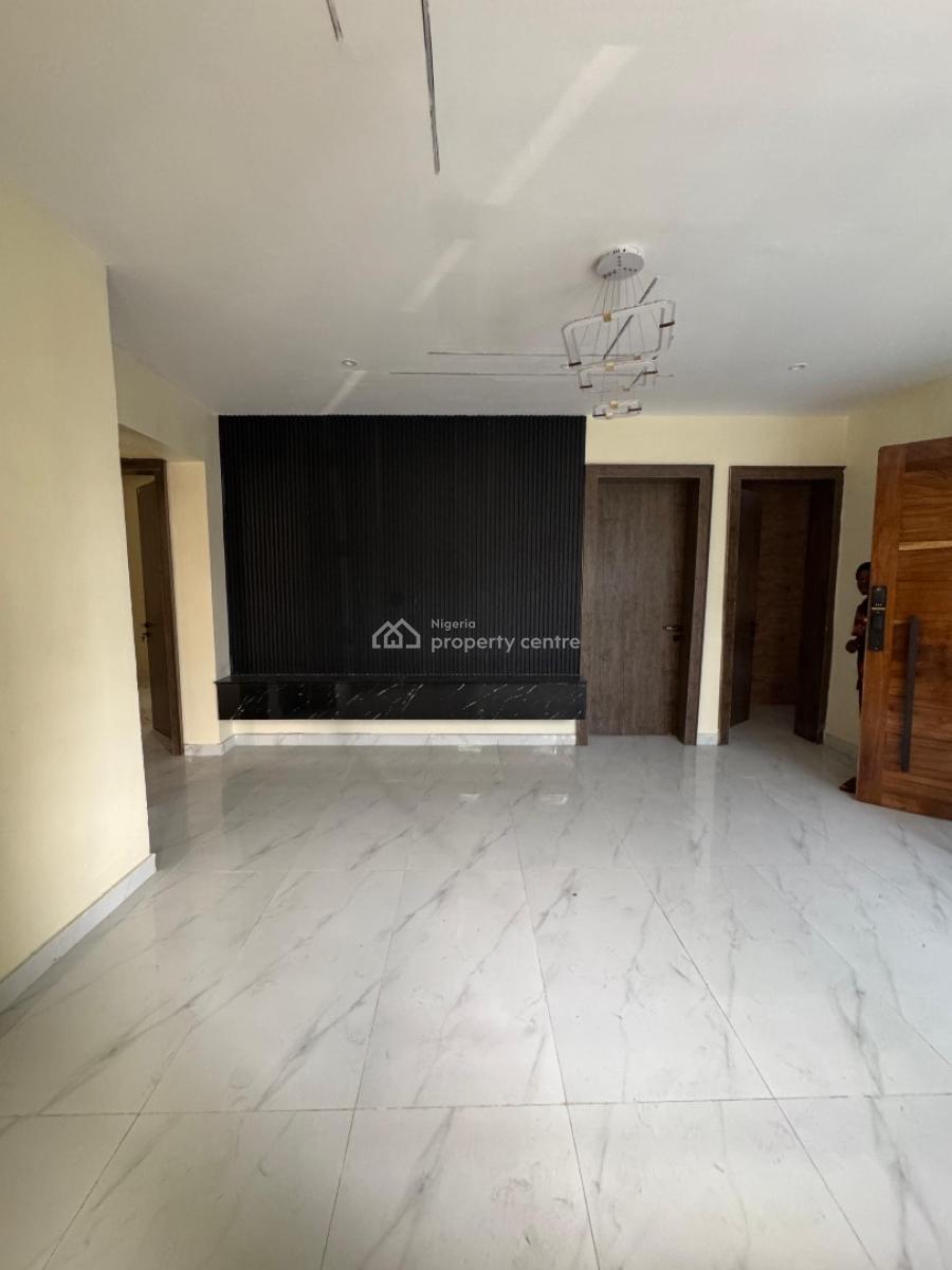 Classy 3 Bedroom Apartment Fully Fitted, Lekki Phase 1, Lekki, Lagos, Flat / Apartment for Sale