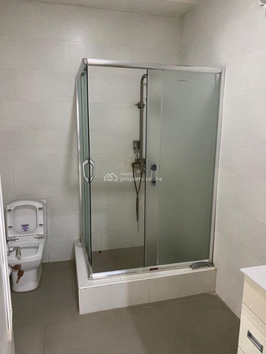 Fully Serviced 3bedroom Apartment with a Bq, Lekki Right, Lekki Phase 1, Lekki, Lagos, Flat / Apartment for Rent