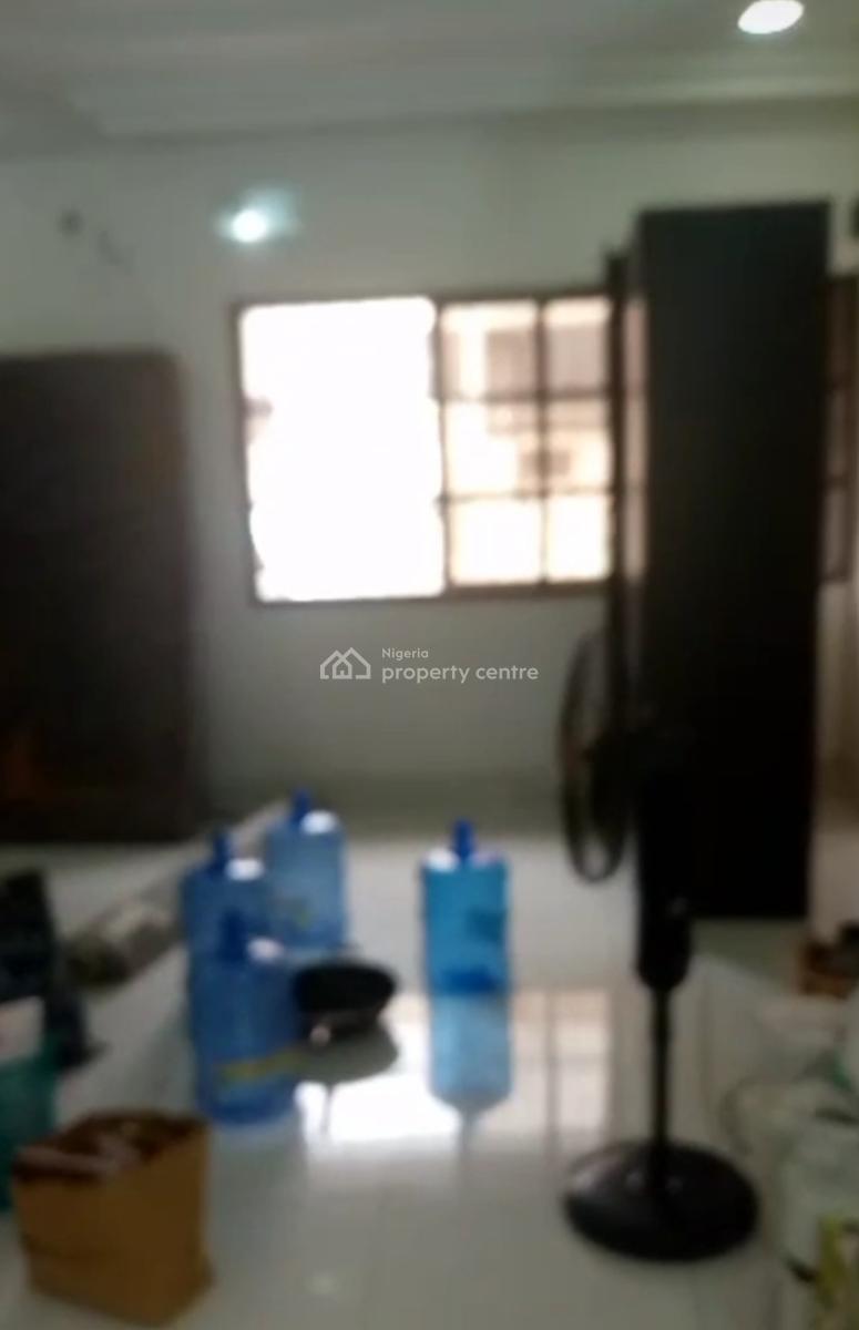 a Room Self Contained, Ligali Ayorinde, Victoria Island (vi), Lagos, Flat / Apartment for Rent