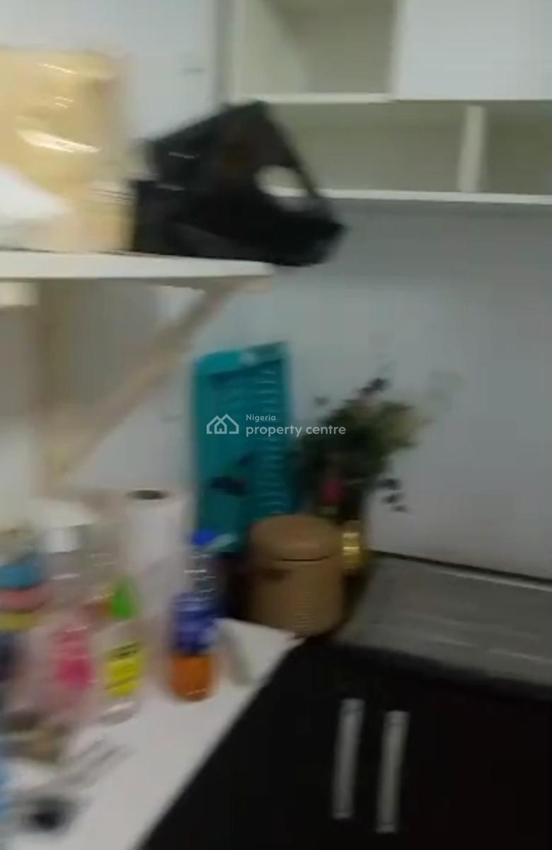 a Room Self Contained, Ligali Ayorinde, Victoria Island (vi), Lagos, Flat / Apartment for Rent