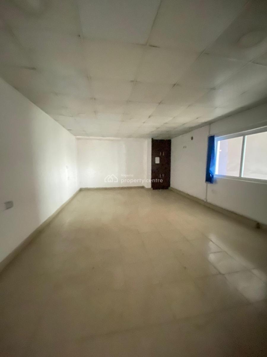 Premium Industrial Property (warehouse), Ilupeju Industrial Estate, Ilupeju, Lagos, Warehouse for Sale