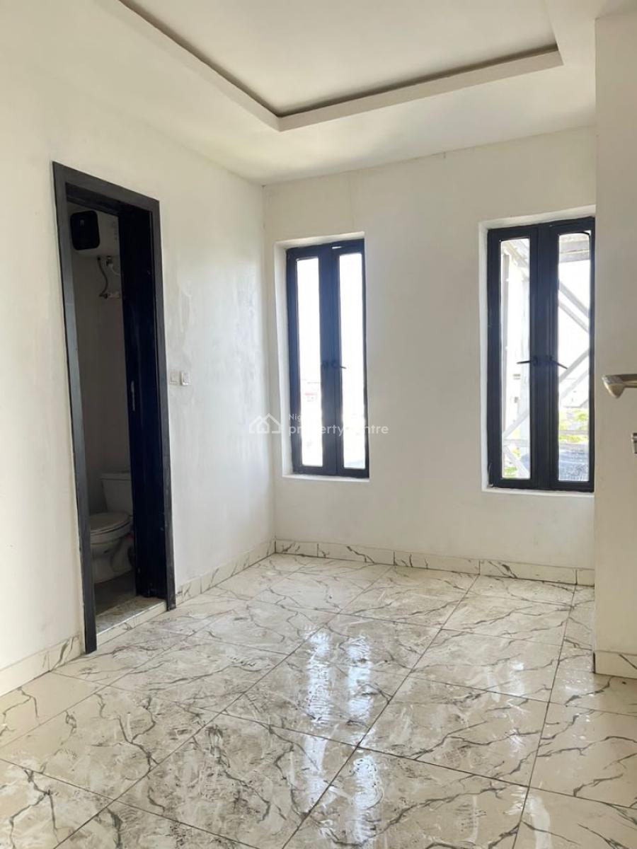 Clean 2bedroom Flat Upstairs, The Property Located Within The Main Ologolo, Ologolo, Lekki, Lagos, Flat / Apartment for Rent