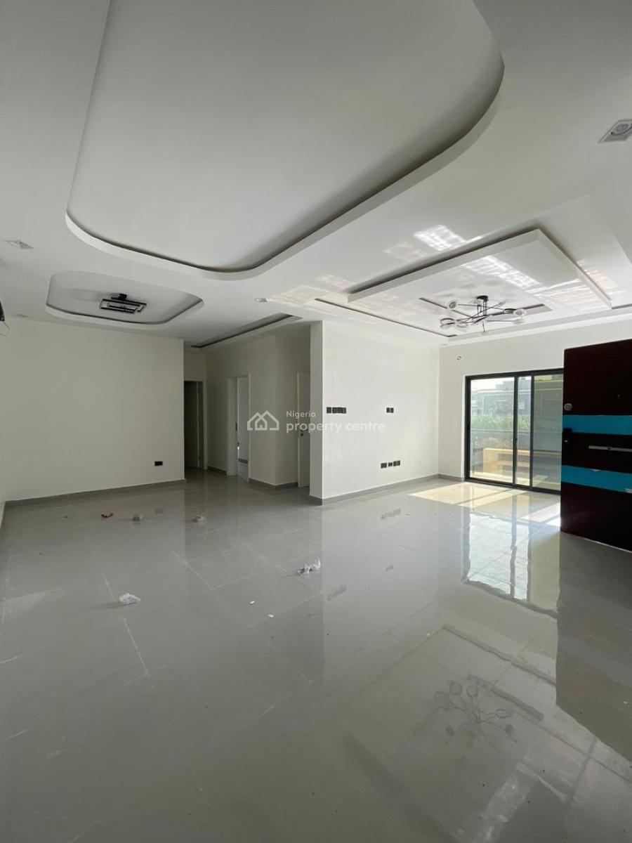 Affordable 2 Bedroom Apartment with Pool Suitable for Investment, Lekki Phase 1, Lekki, Lagos, Flat / Apartment for Sale