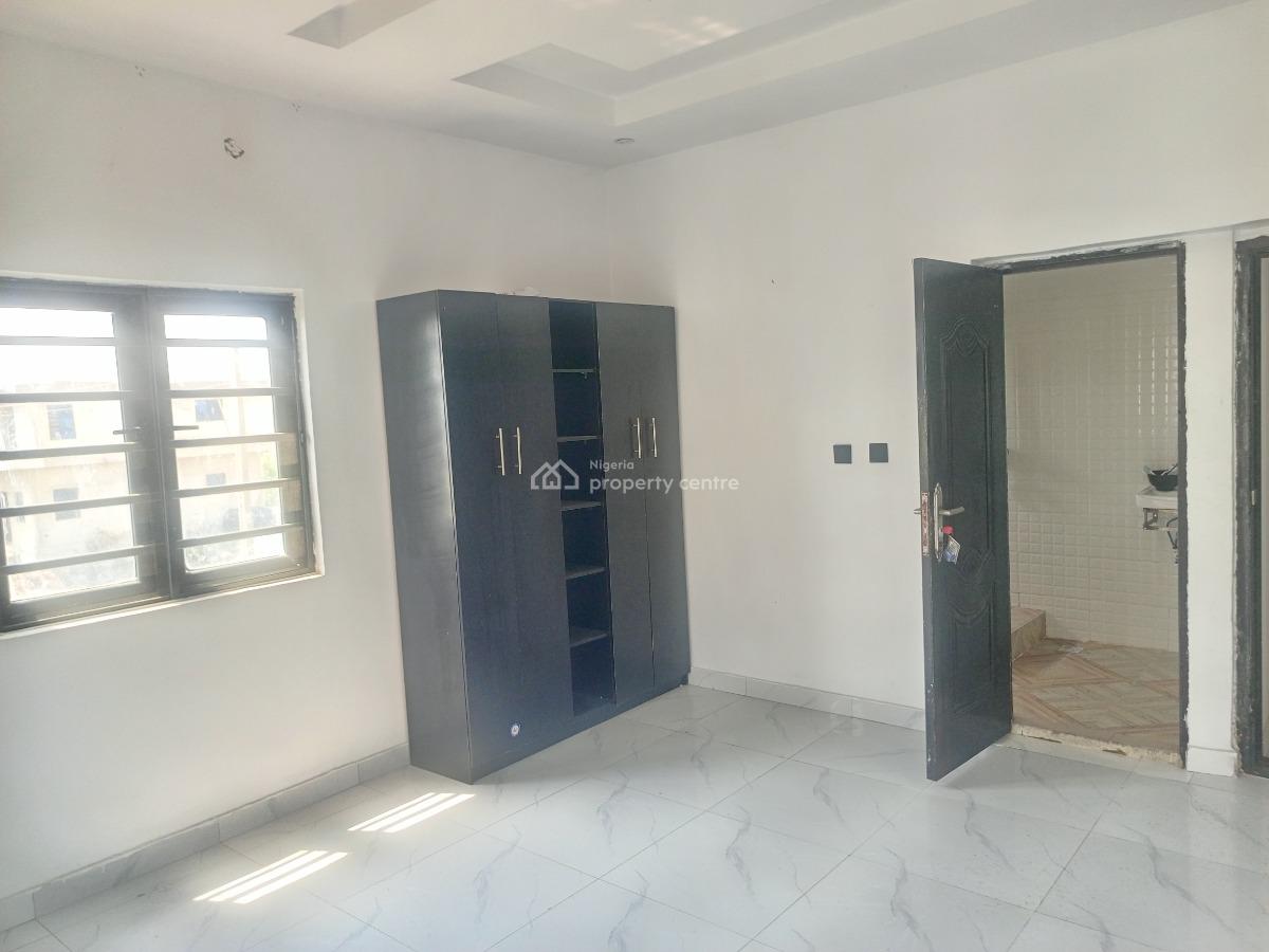 Standard Luxury 2 Bedroom Apartment Upstairs in a Secure Estate, Oribanwa, Ibeju Lekki, Lagos, House for Rent