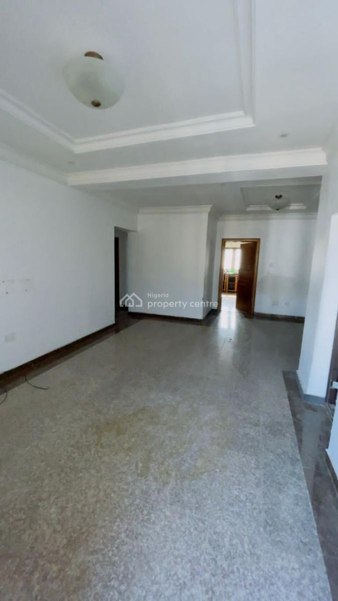 Spacious 3bedroom Flat with a Room Bq, Off Admiralty Way, Lekki Phase 1, Lekki, Lagos, Flat / Apartment for Rent