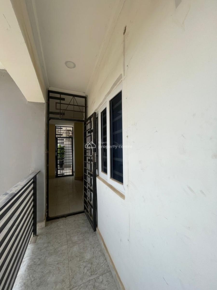 Lovely & Spacious 3 Bedroom Apartment, Gilmore, Jahi, Abuja, Flat / Apartment for Rent