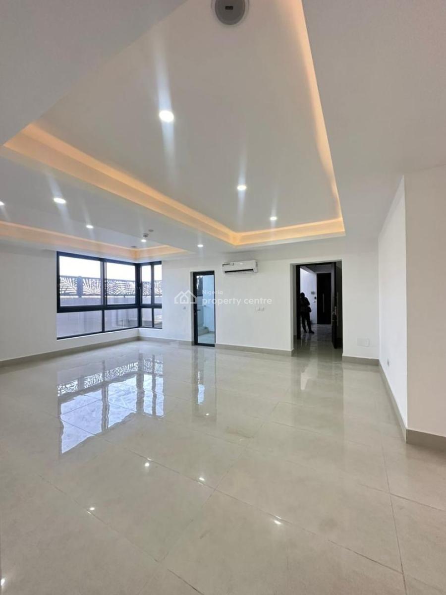 Exquisitely Built 3 Bedroom Apartment with Swimming Pool and Gym, Lekki Phase 1, Lekki, Lagos, Flat / Apartment for Sale