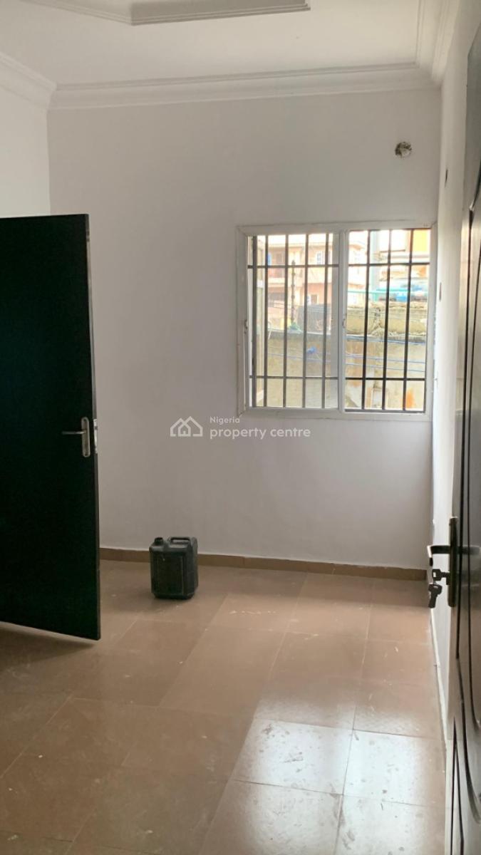 Decant 3 Bedroom Ground Flat All Rooms Ensuite and Guest Toilet, Millennium Estate, Gbagada, Lagos, Flat / Apartment for Rent
