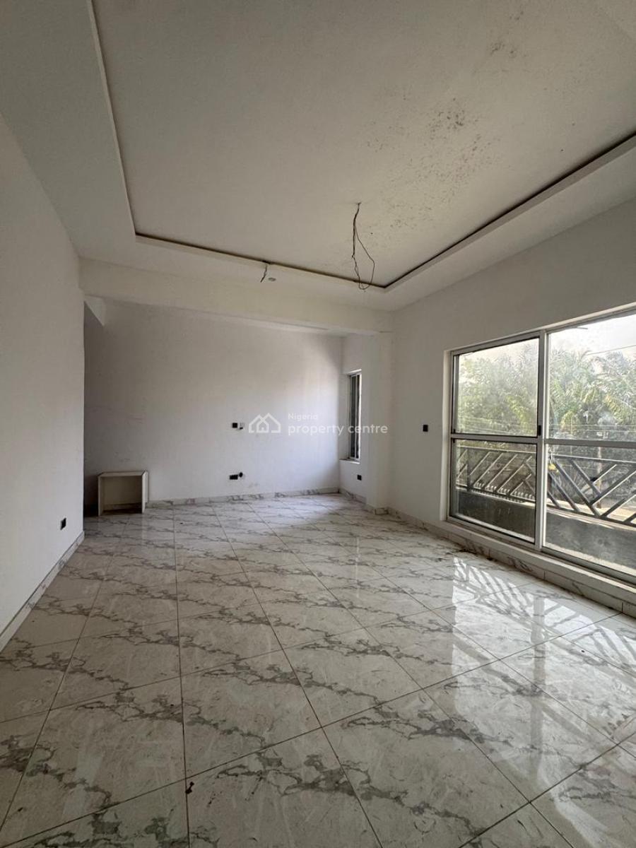 Decently Sized 2 Bedroom Apartment  with Swimming Pool, Ikatee, Lekki, Lagos, Block of Flats for Sale