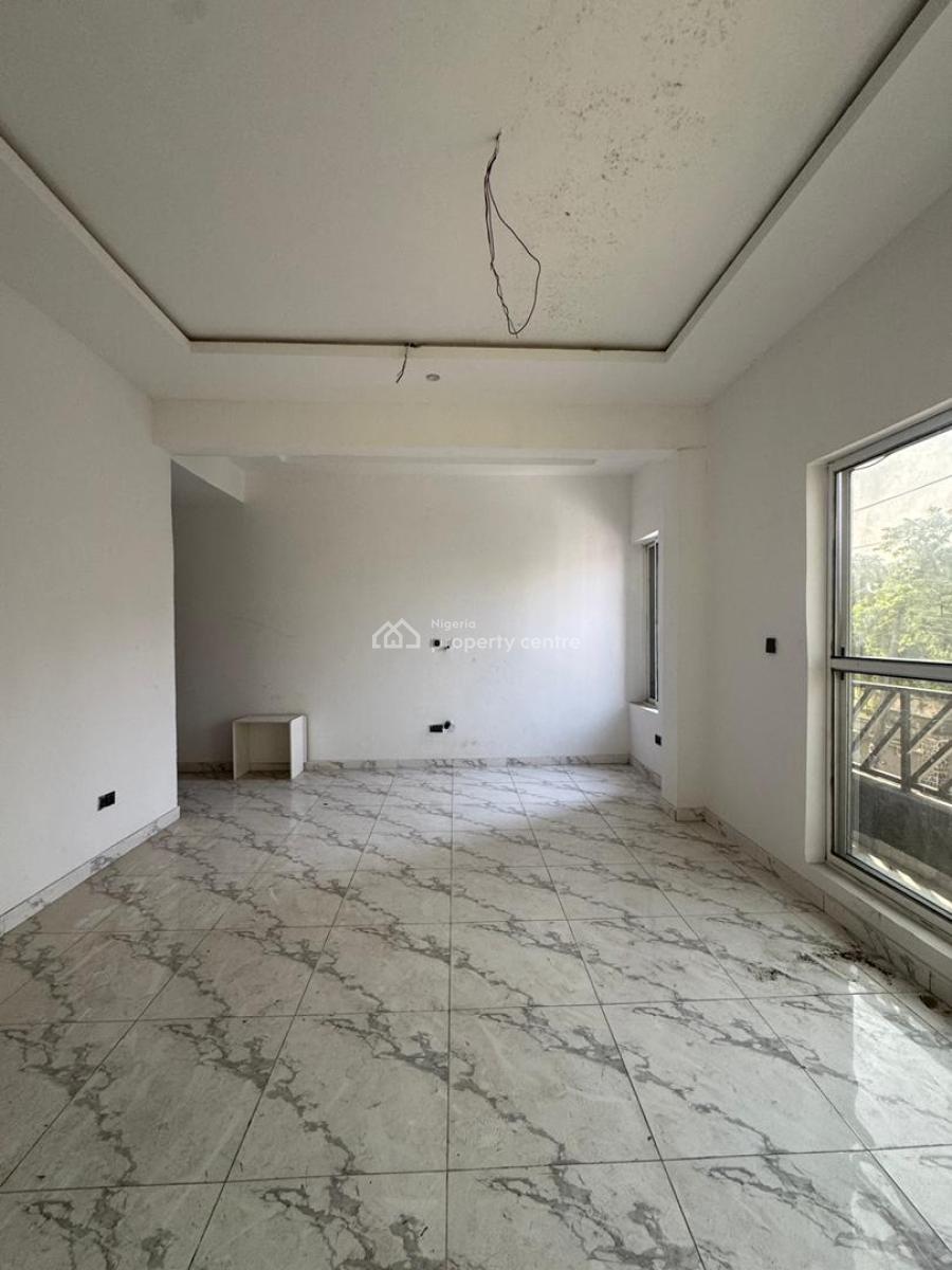 Decently Sized 2 Bedroom Apartment  with Swimming Pool, Ikatee, Lekki, Lagos, Block of Flats for Sale