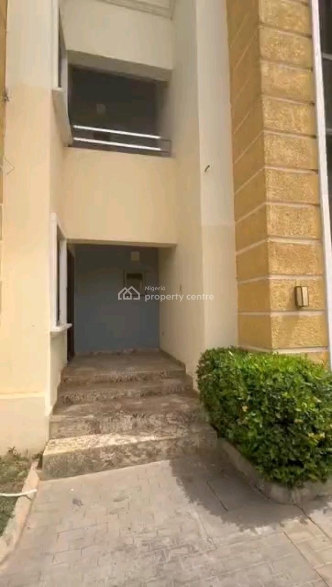 Clean 4 Bedroom Terrace Duplex, Guzape District, Abuja, Terraced Duplex for Sale