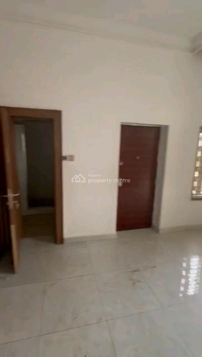 Clean 4 Bedroom Terrace Duplex, Guzape District, Abuja, Terraced Duplex for Sale