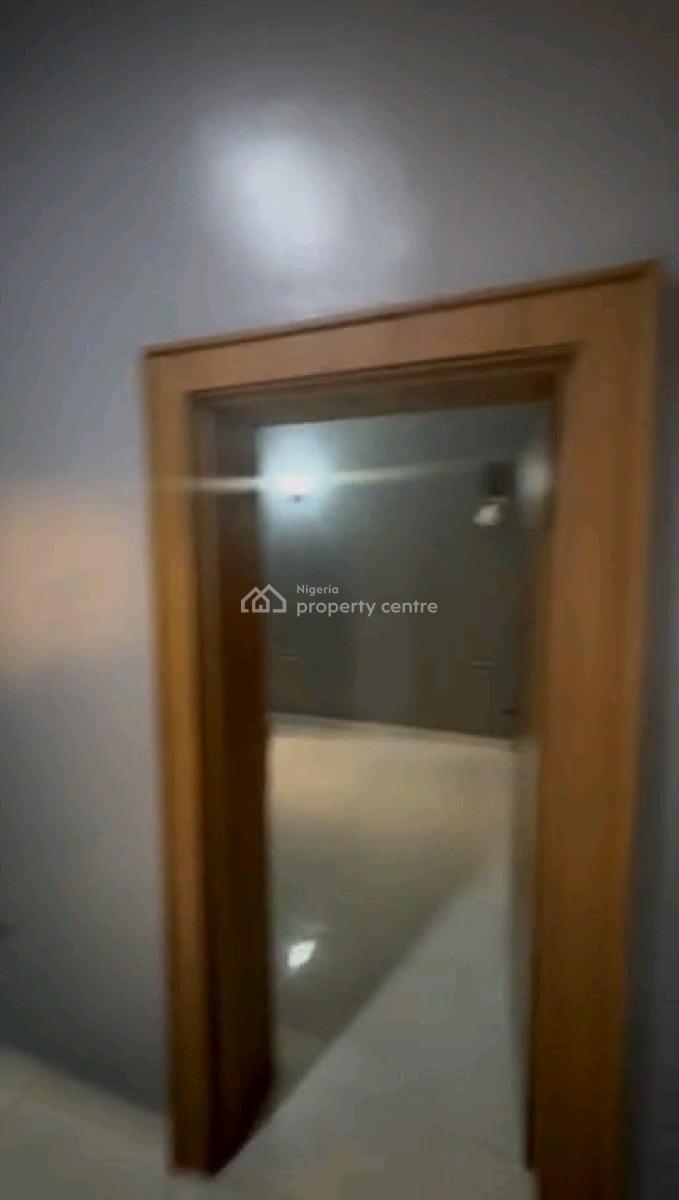 Clean 4 Bedroom Terrace Duplex, Guzape District, Abuja, Terraced Duplex for Sale