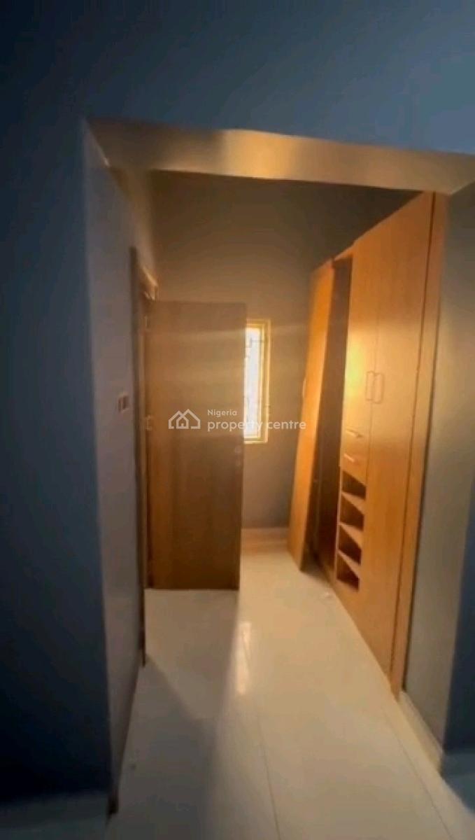 Clean 4 Bedroom Terrace Duplex, Guzape District, Abuja, Terraced Duplex for Sale