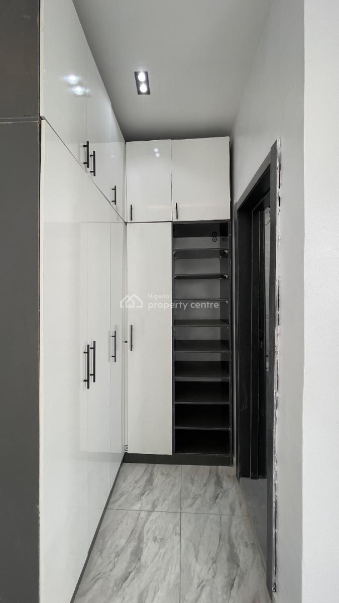 Beautiful and Spacious 4 Bedroom Terraced Duplex, Ikota, Lekki, Lagos, Terraced Duplex for Sale