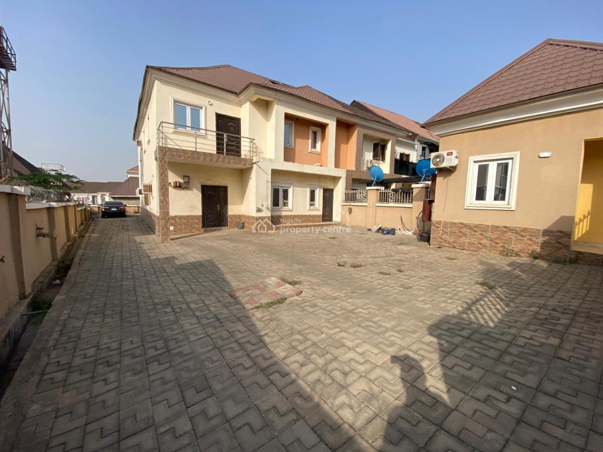 3 Bedroom Apartment, in a Secured Estate, Asokoro District, Abuja, Flat / Apartment for Rent