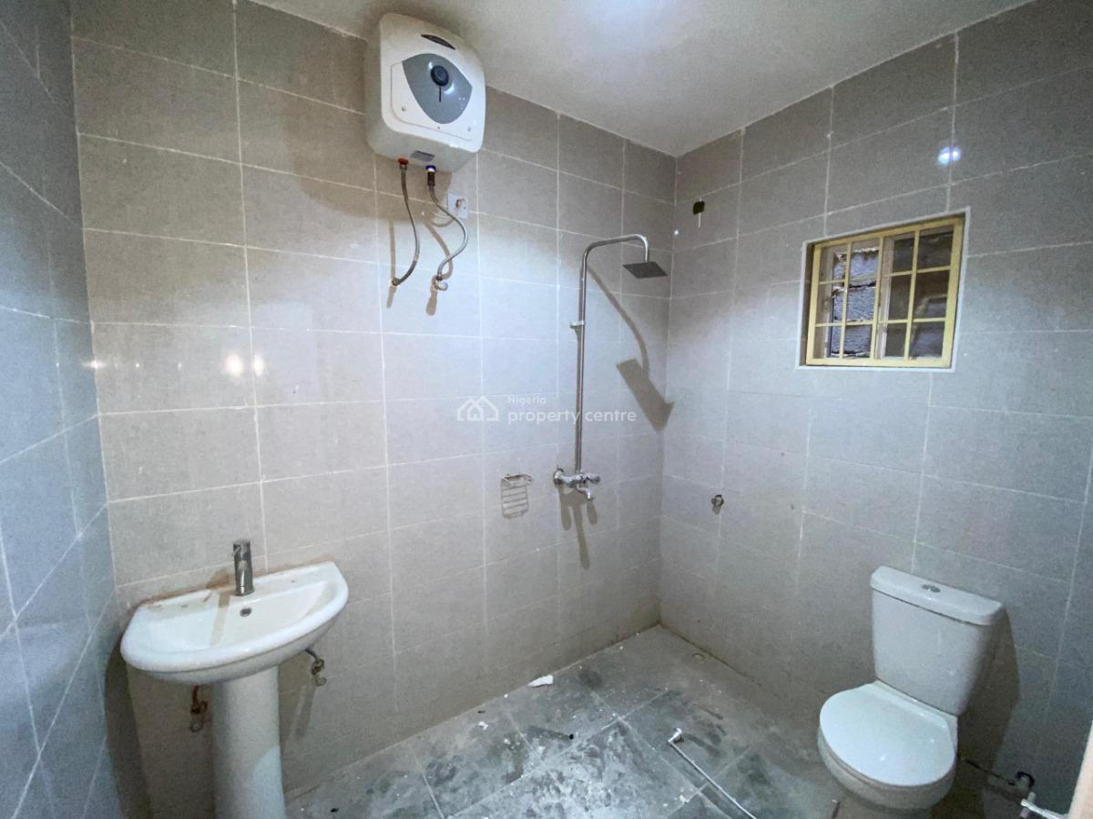 3 Bedroom Apartment, in a Secured Estate, Asokoro District, Abuja, Flat / Apartment for Rent