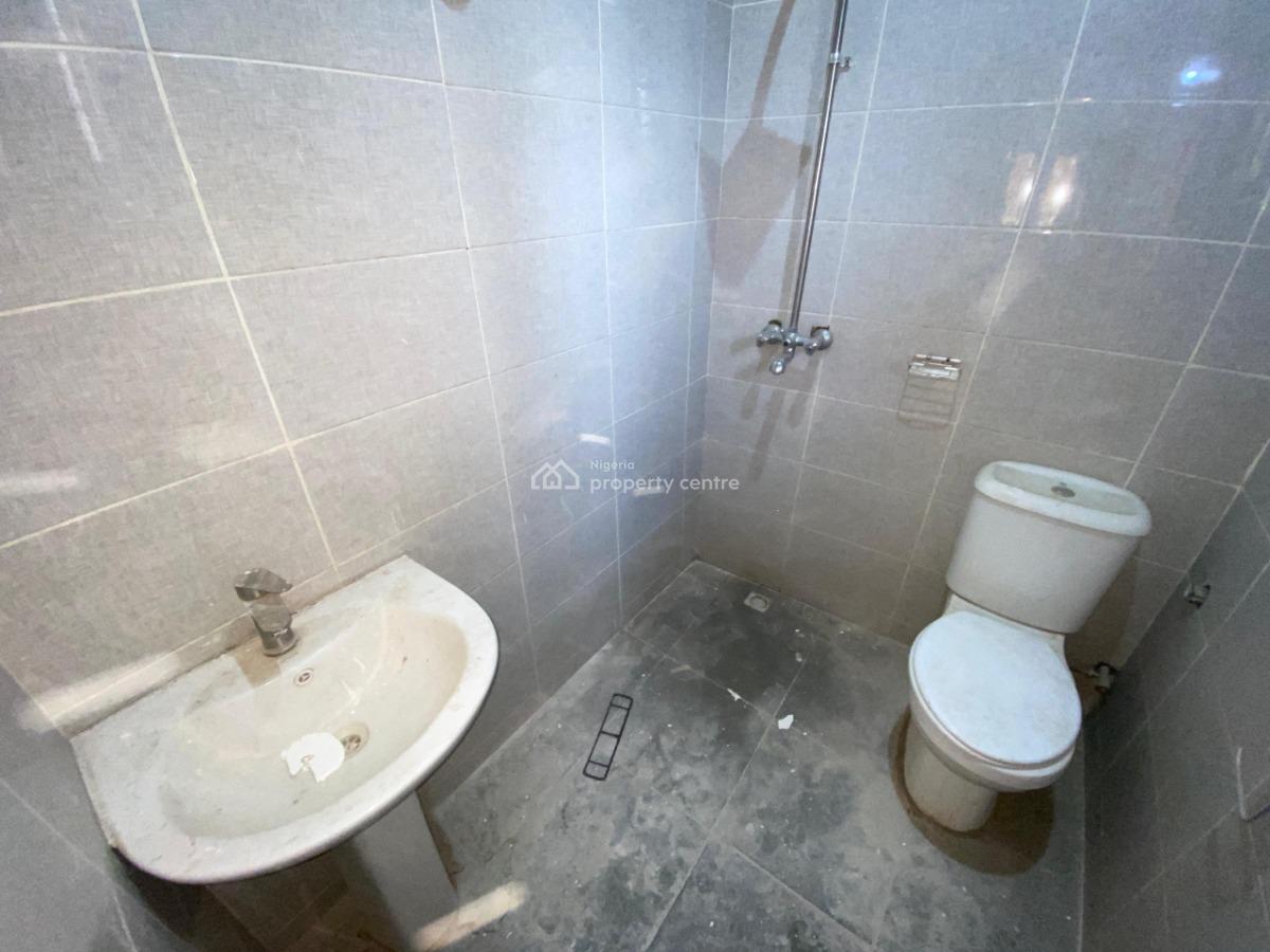 3 Bedroom Apartment, in a Secured Estate, Asokoro District, Abuja, Flat / Apartment for Rent