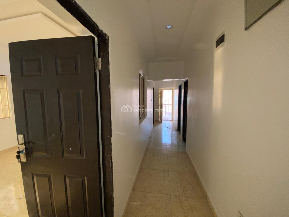 3 Bedroom Apartment, in a Secured Estate, Asokoro District, Abuja, Flat / Apartment for Rent