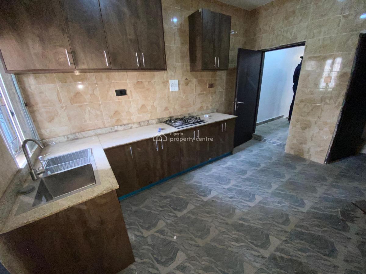 3 Bedroom Terrace Duplex with Maid Room, in a Secured Estate, Asokoro District, Abuja, Terraced Duplex for Rent