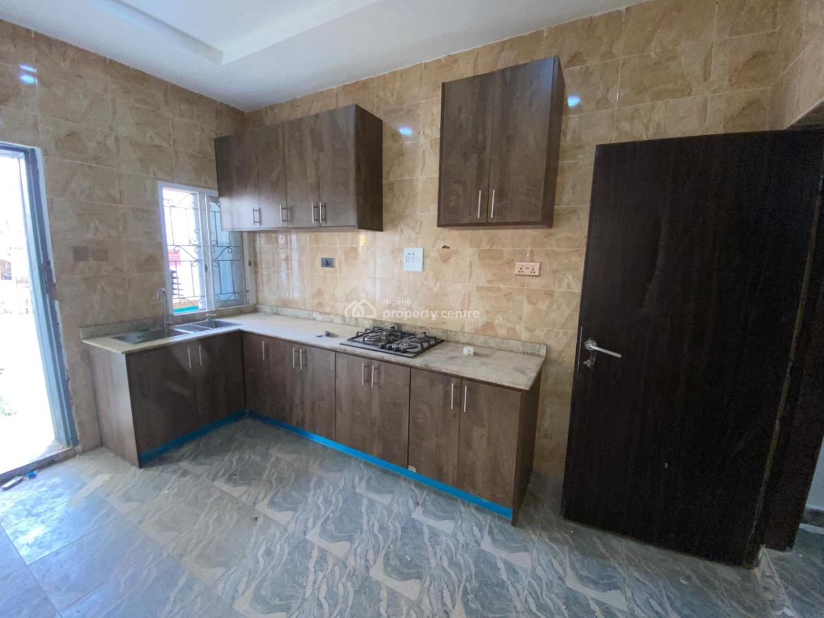3 Bedroom Terrace Duplex with Maid Room, in a Secured Estate, Asokoro District, Abuja, Terraced Duplex for Rent