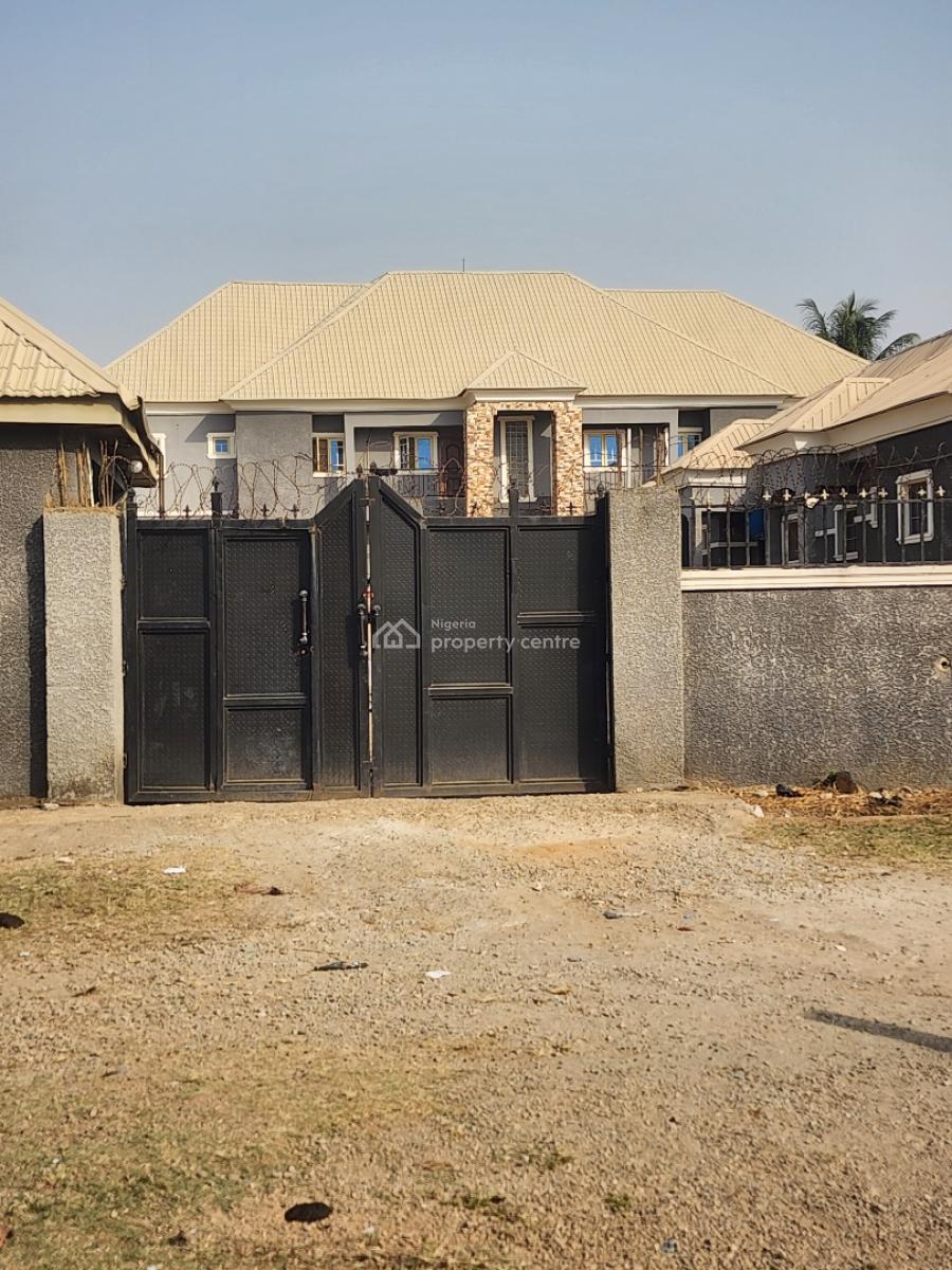 Luxury Three Bedroom Block of Flat, Dawaki District, Dawaki, Gwarinpa, Abuja, Flat / Apartment for Rent