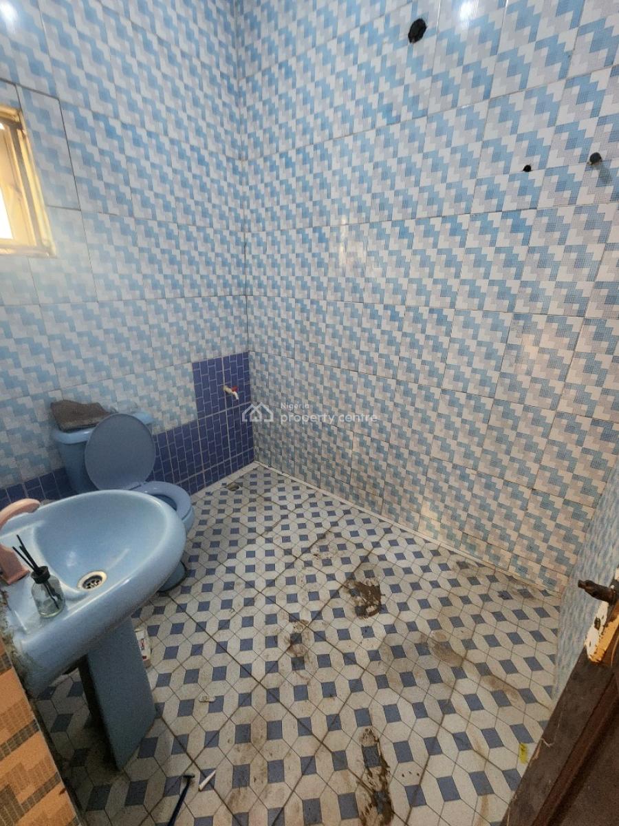 Luxury Three Bedroom Block of Flat, Dawaki District, Dawaki, Gwarinpa, Abuja, Flat / Apartment for Rent