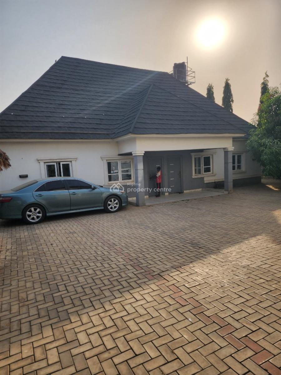 Luxury Two Bedroom Block of Flat, Dawaki District, Dawaki, Gwarinpa, Abuja, Flat / Apartment for Rent