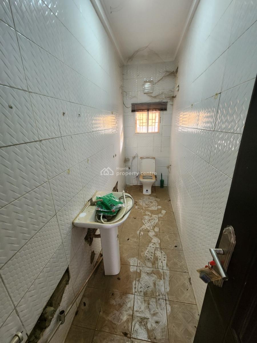 Luxury Two Bedroom Block of Flat, Dawaki District, Dawaki, Gwarinpa, Abuja, Flat / Apartment for Rent