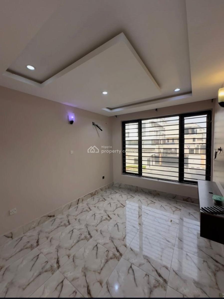 Luxury 3 Bedroom Apartment, Lekki, Right, Lekki, Lagos, Flat / Apartment for Rent