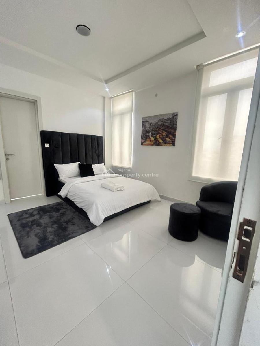 3 Bedroom Fully Furnished Penthouse Maisonette with Bq, Lekki Phase 1, Lekki, Lagos, Flat / Apartment for Rent