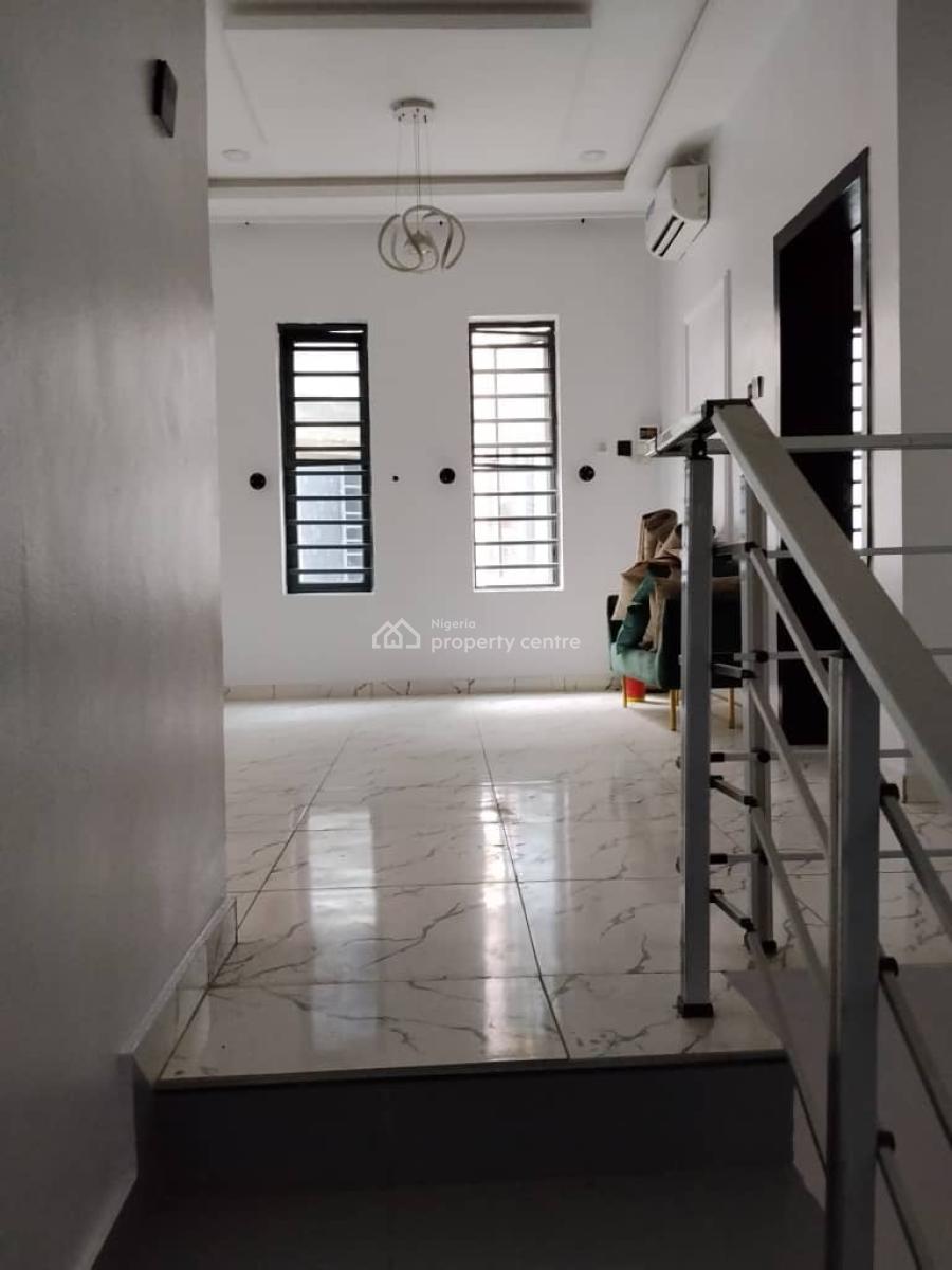 4 Bedrooms Semi Detached Duplex with Bq, Chevron Lekki, Lekki Phase 2, Lekki, Lagos, Semi-detached Duplex for Rent