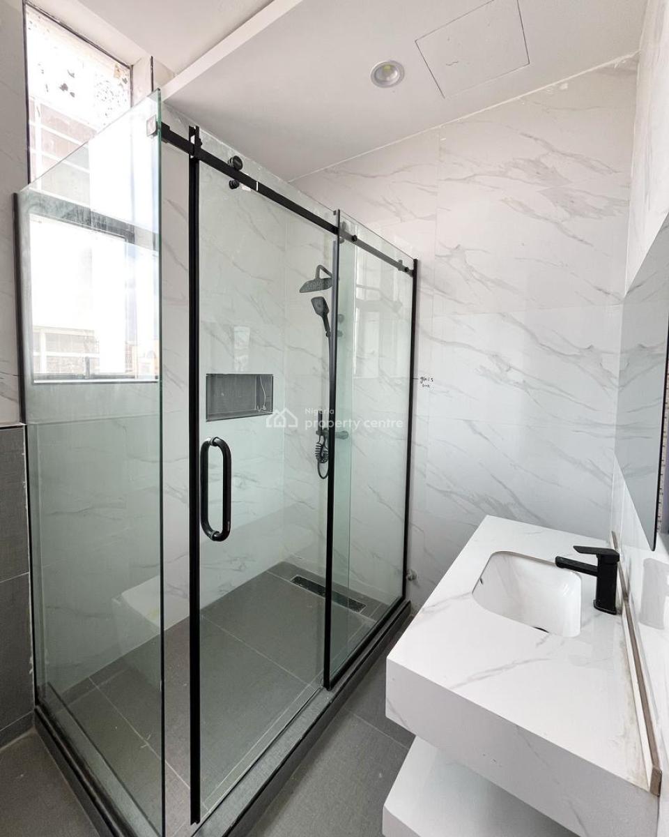 3 Bedroom Apartment with Bq, Lekki Phase 1, Lekki, Lagos, Flat / Apartment for Rent