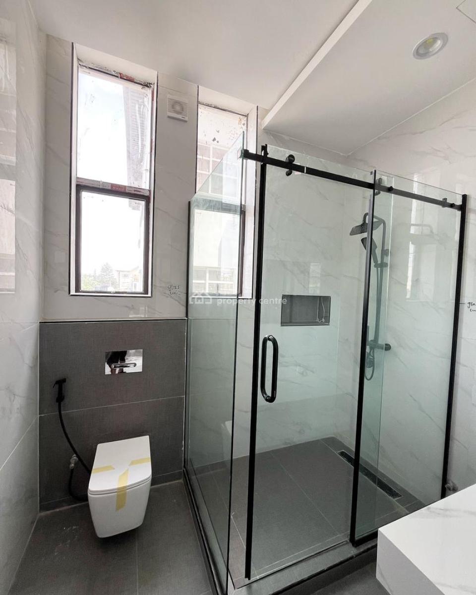 3 Bedroom Apartment with Bq, Lekki Phase 1, Lekki, Lagos, Flat / Apartment for Rent