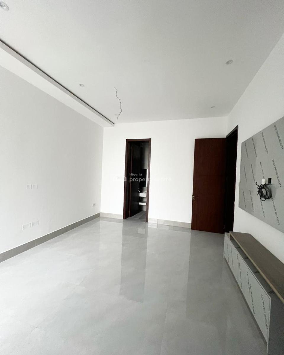 3 Bedroom Apartment with Bq, Lekki Phase 1, Lekki, Lagos, Flat / Apartment for Rent