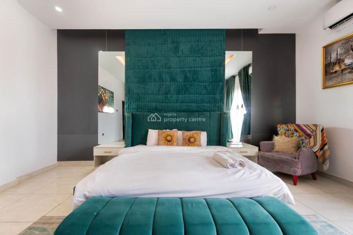 Luxury 3-bedroom Apartment with Housekeeping and Swimming Pool, Snooker, Superfast Wifi and 24hrs Power Supply, Lekki, Lagos, Flat / Apartment Short Let