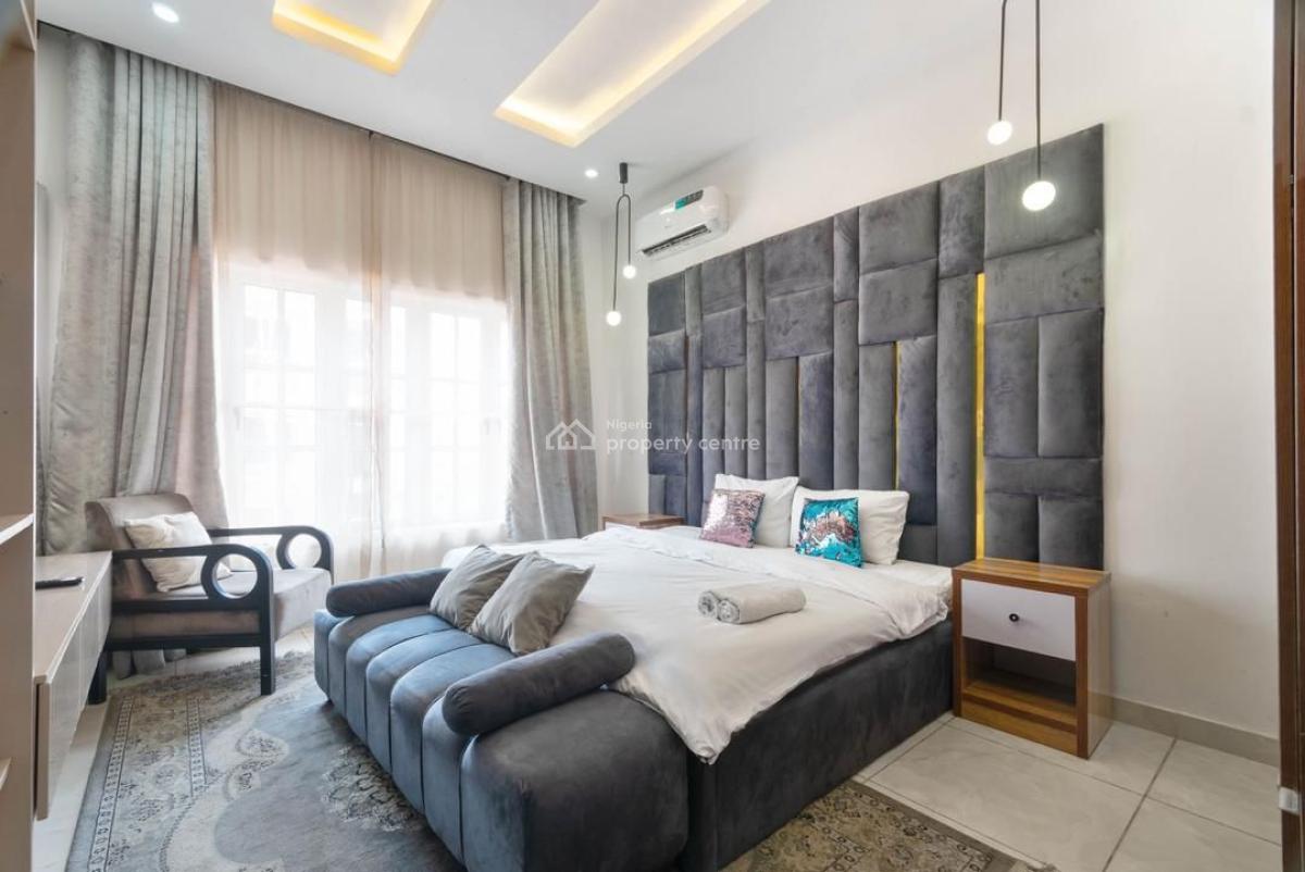 Luxury 3-bedroom Apartment with Housekeeping and Swimming Pool, Snooker, Superfast Wifi and 24hrs Power Supply, Lekki, Lagos, Flat / Apartment Short Let