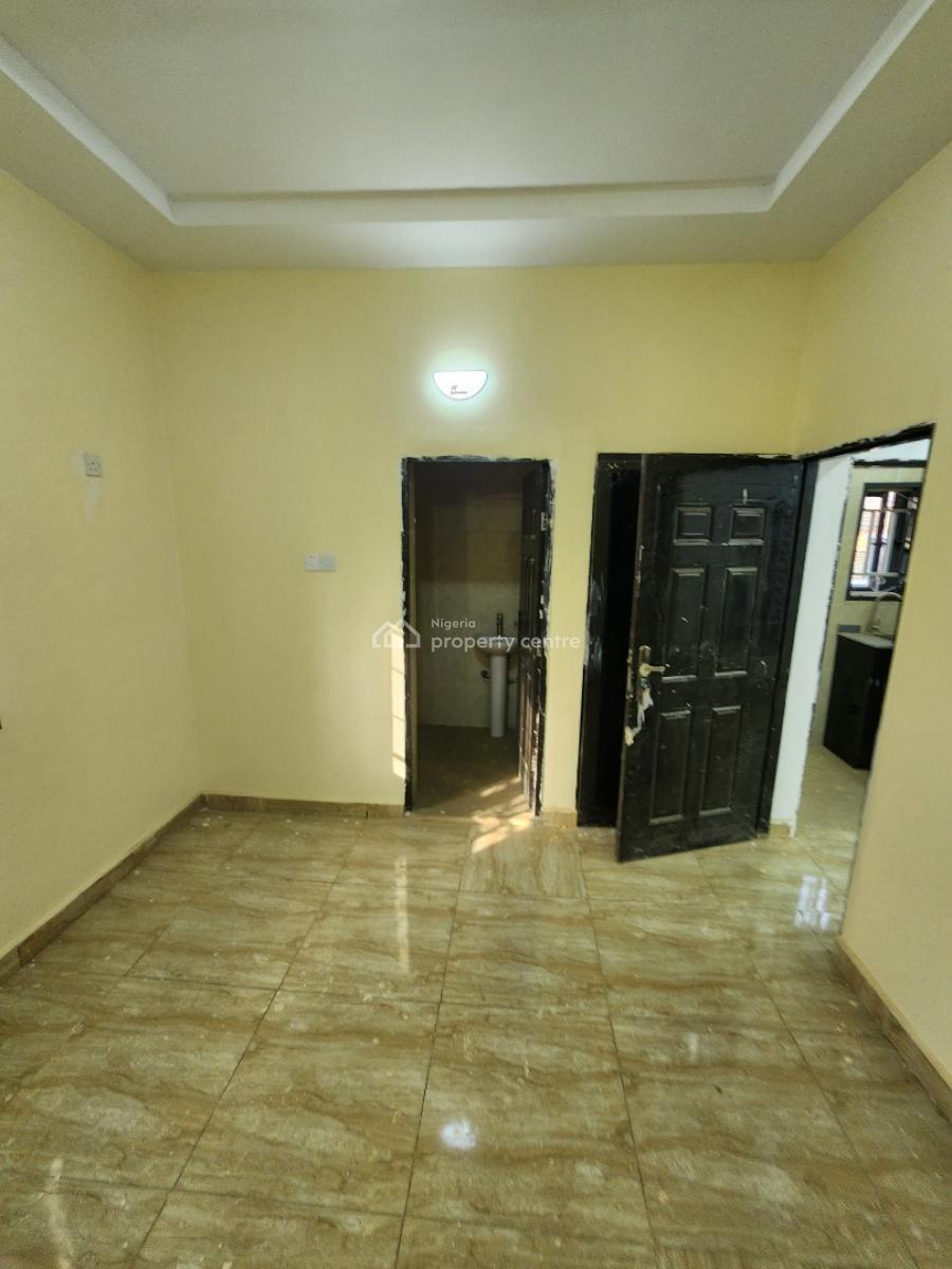 Newly Built One Bedroom Block of Flat, Dawaki District., Dawaki, Gwarinpa, Abuja, Flat / Apartment for Rent