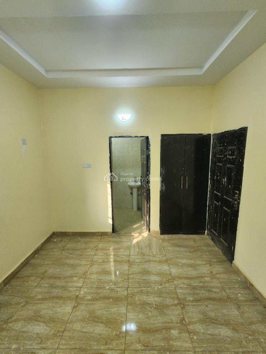 Newly Built One Bedroom Block of Flat, Dawaki District., Dawaki, Gwarinpa, Abuja, Flat / Apartment for Rent