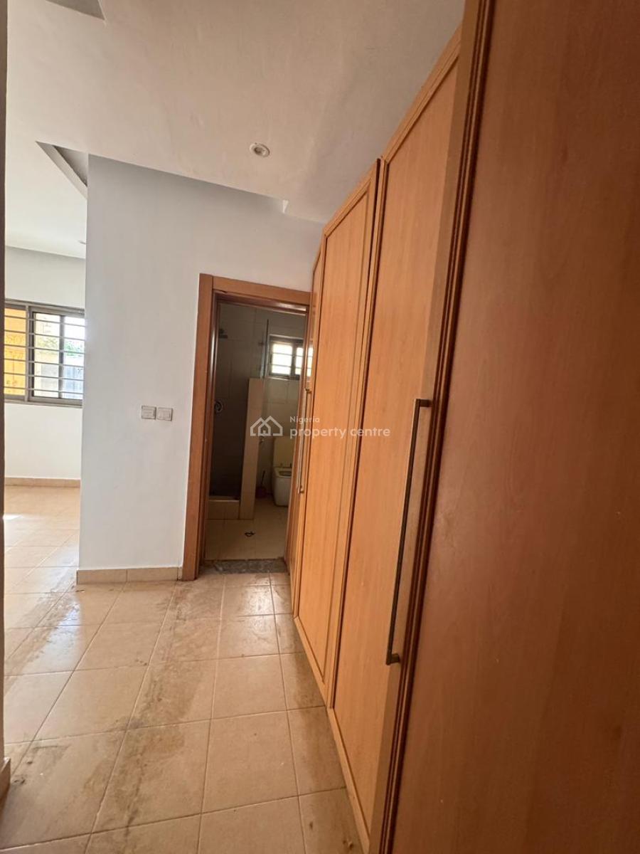 Spacious 1bedroom Apartment, Osborne, Ikoyi, Lagos, Flat / Apartment for Rent